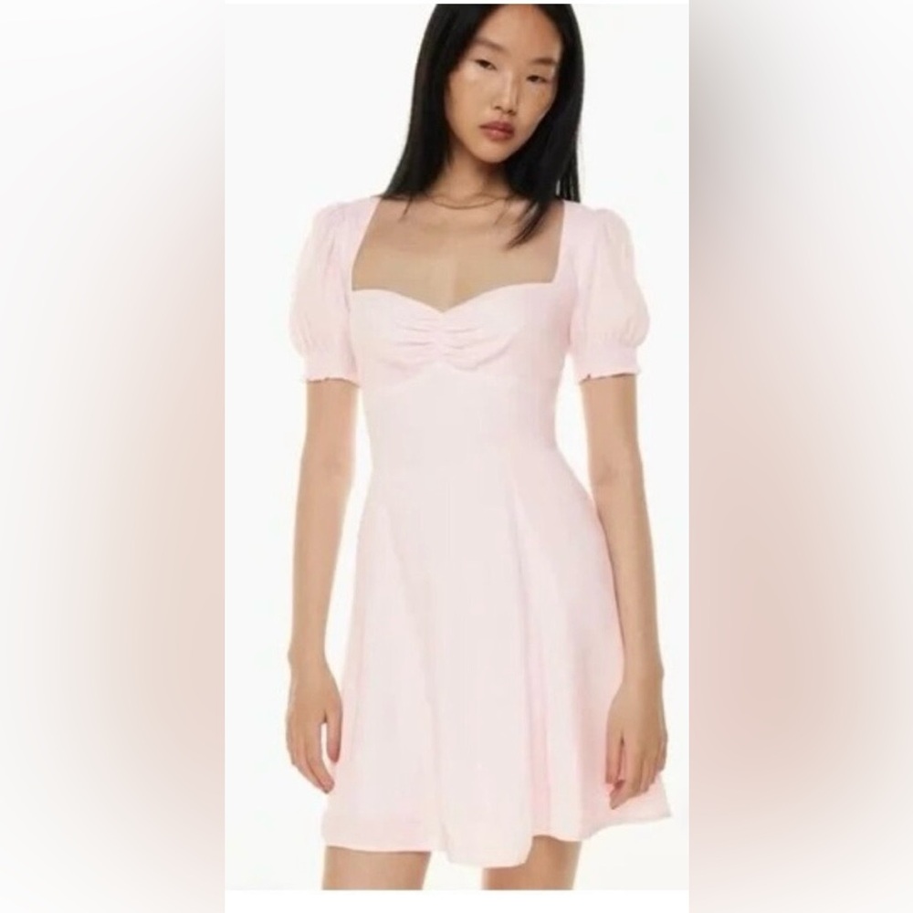 Aritzia Sunday Best Tinsley Mini Dress Low Cut Ruched in Mochi Pink Size 8 NWT
